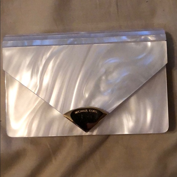 mk barbara envelope clutch